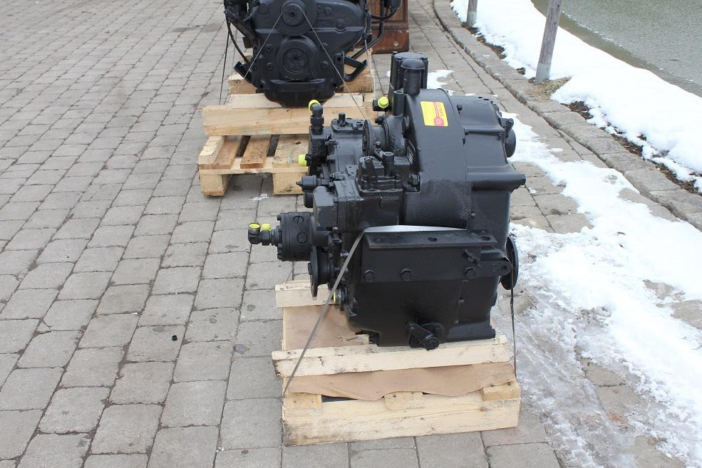 Hanomag G 422 - علبة التروس - آلات البناء: صور 2 Hanomag G 422 - علبة التروس - آلات البناء: صور 2