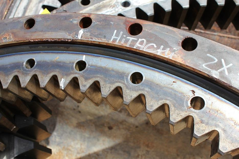 Hitachi ZX 140W - حلقة الدوران - آلات البناء: صور 3 Hitachi ZX 140W - حلقة الدوران - آلات البناء: صور 3