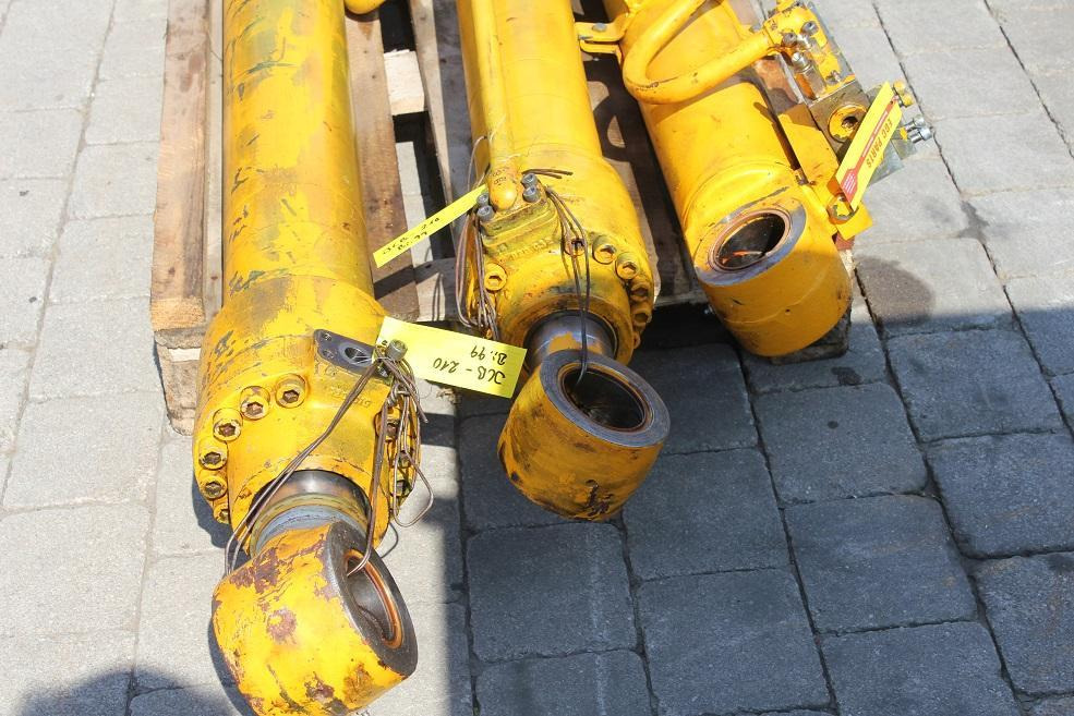 JCB 210 LC - الاسطوانة الهيدروليكية - آلات البناء: صور 4 JCB 210 LC - الاسطوانة الهيدروليكية - آلات البناء: صور 4