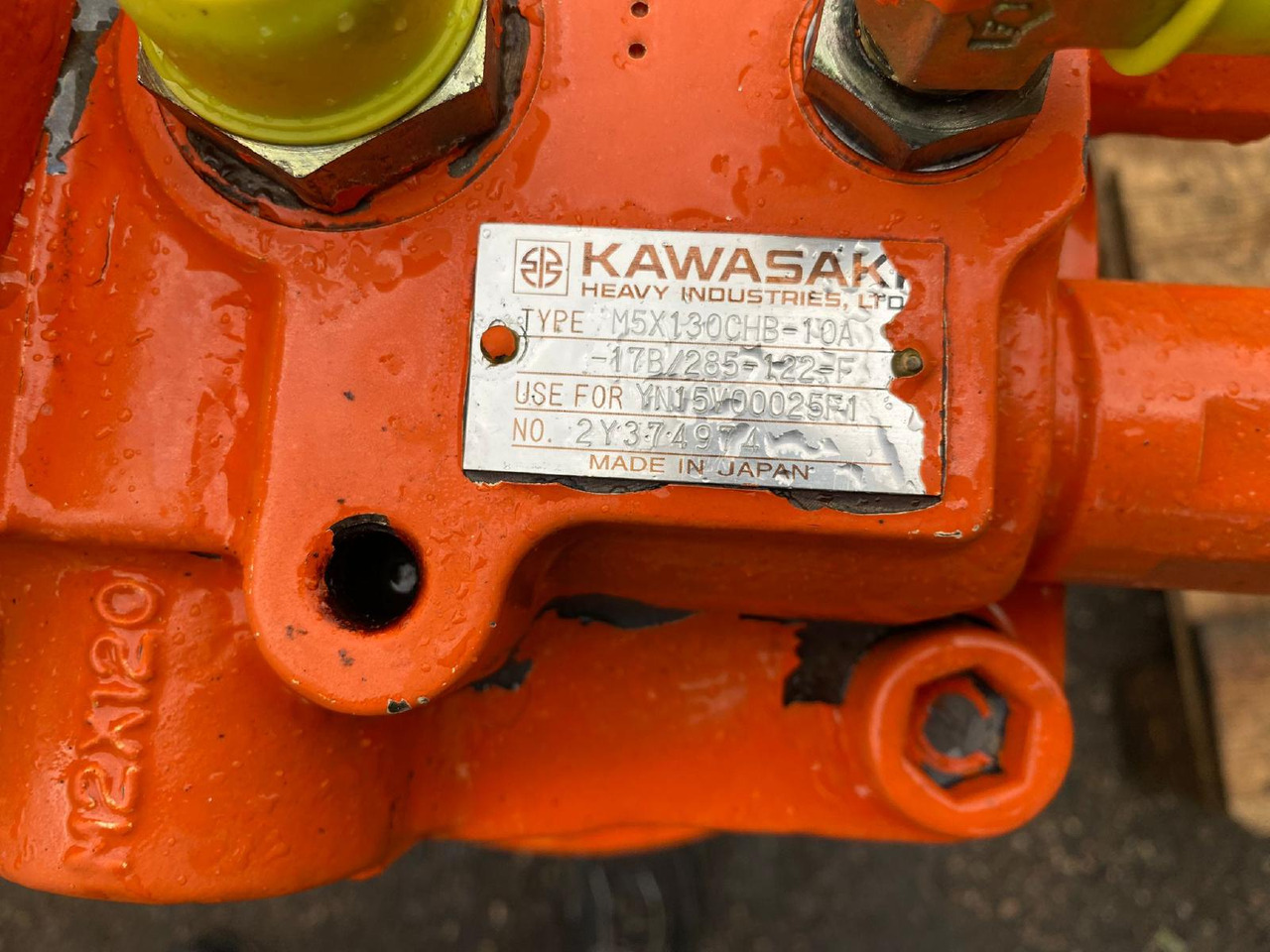 Kobelco Fiat E 215 - محرك سوينغ - آلات البناء: صور 5 Kobelco Fiat E 215 - محرك سوينغ - آلات البناء: صور 5