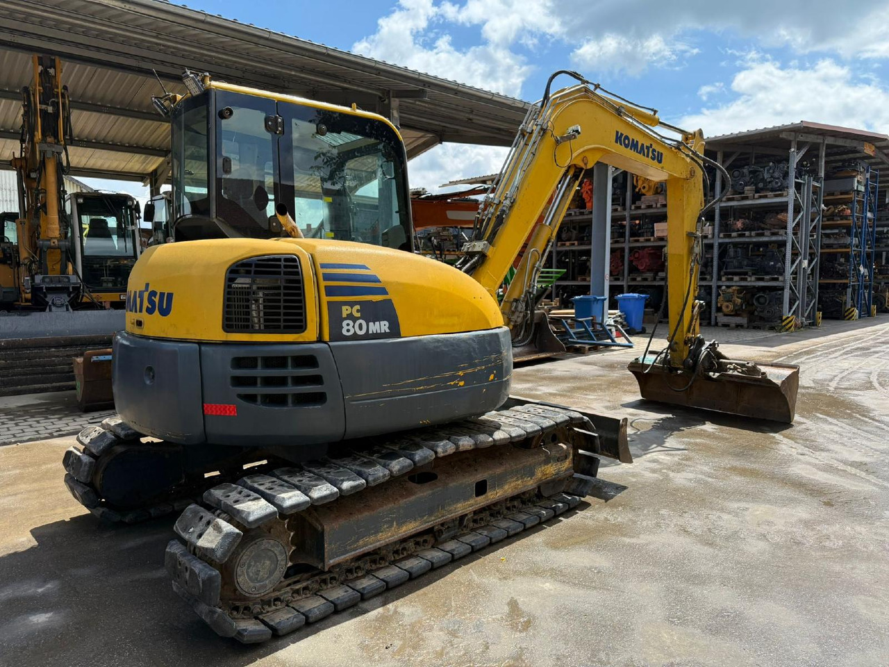 Komatsu PC 80 MR -3 - حفارات زحافة: صور 2 Komatsu PC 80 MR -3 - حفارات زحافة: صور 2
