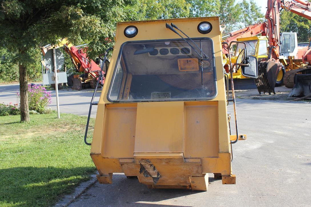 Liebherr 611-621-721 oder 731 - الكبائن - آلات البناء: صور 5 Liebherr 611-621-721 oder 731 - الكبائن - آلات البناء: صور 5