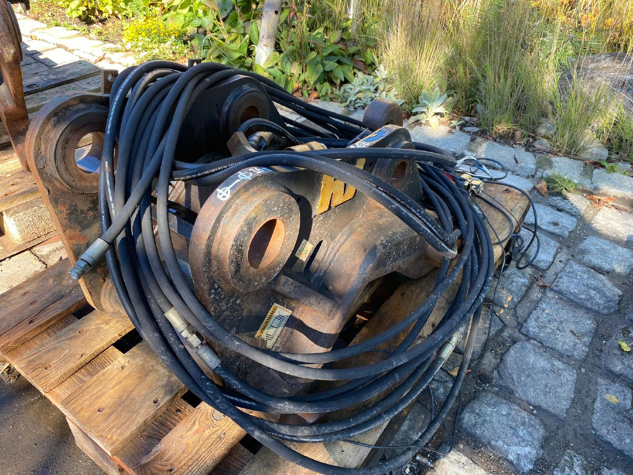 وصلة الربط للمعدات المعلقة - آلات البناء Liebherr 900: صور 6