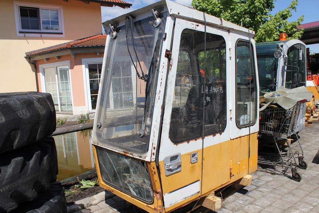 Liebherr A 900 B - الكبائن - آلات البناء: صور 1 Liebherr A 900 B - الكبائن - آلات البناء: صور 1