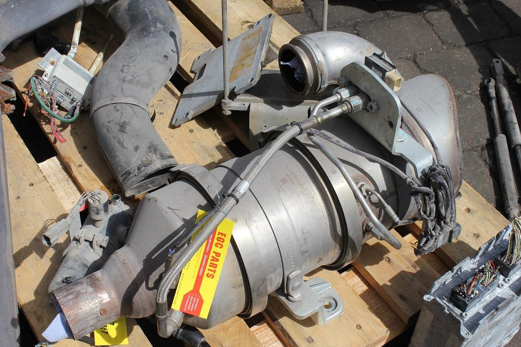 Liebherr L 514 - قطع الغيار - اللودر بعجل: صور 3 Liebherr L 514 - قطع الغيار - اللودر بعجل: صور 3