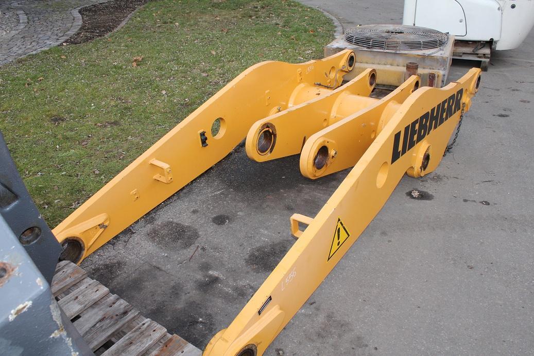 Liebherr L 556 - ذراع الرافعة - اللودر بعجل: صور 3 Liebherr L 556 - ذراع الرافعة - اللودر بعجل: صور 3