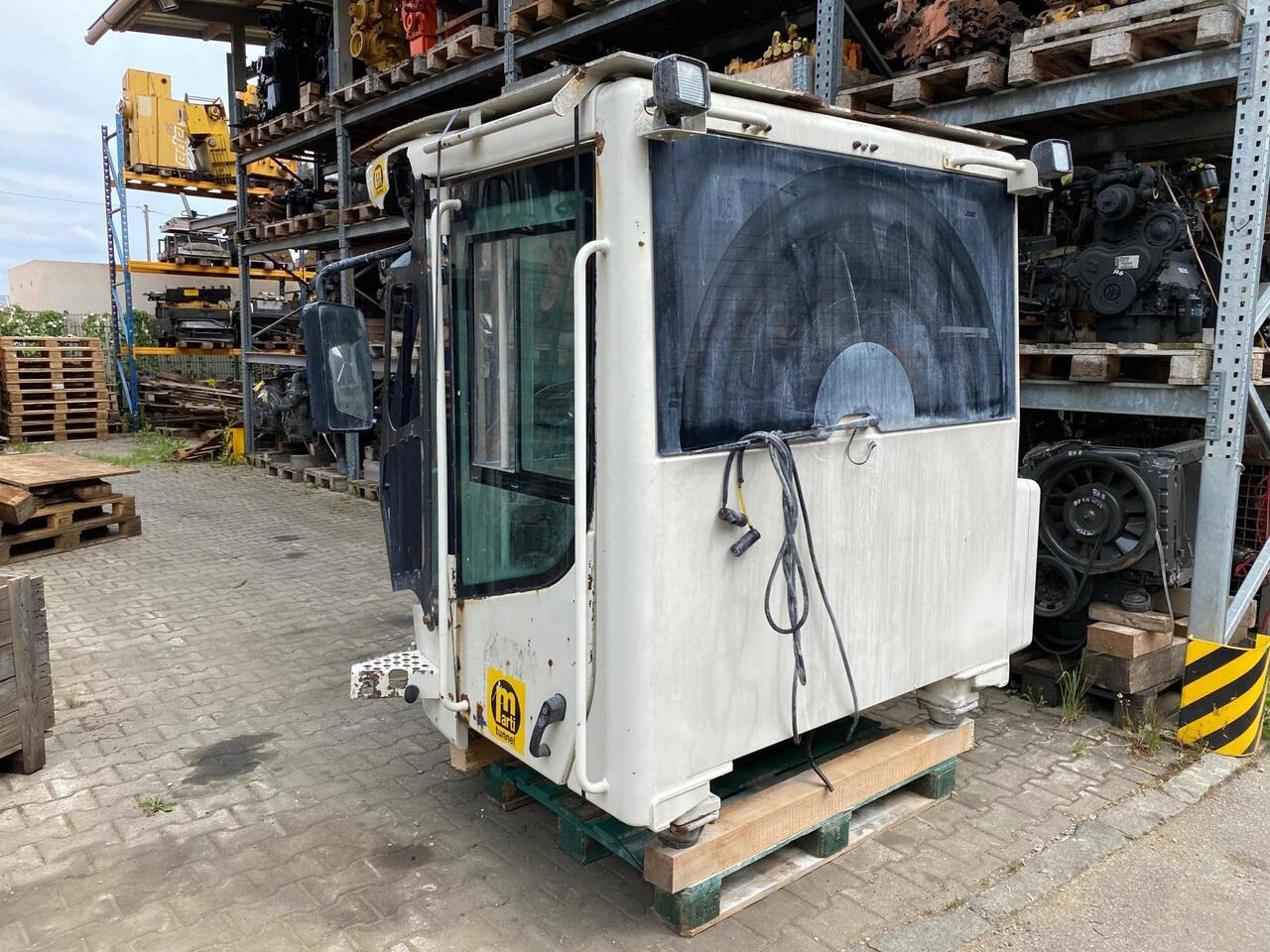 Liebherr L 566 - الكبائن - آلات البناء: صور 5 Liebherr L 566 - الكبائن - آلات البناء: صور 5