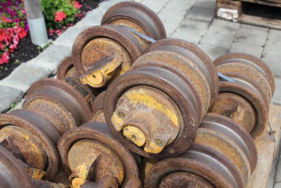 Liebherr LR 621 - المسار الأسطوانة - آلات البناء: صور 1 Liebherr LR 621 - المسار الأسطوانة - آلات البناء: صور 1