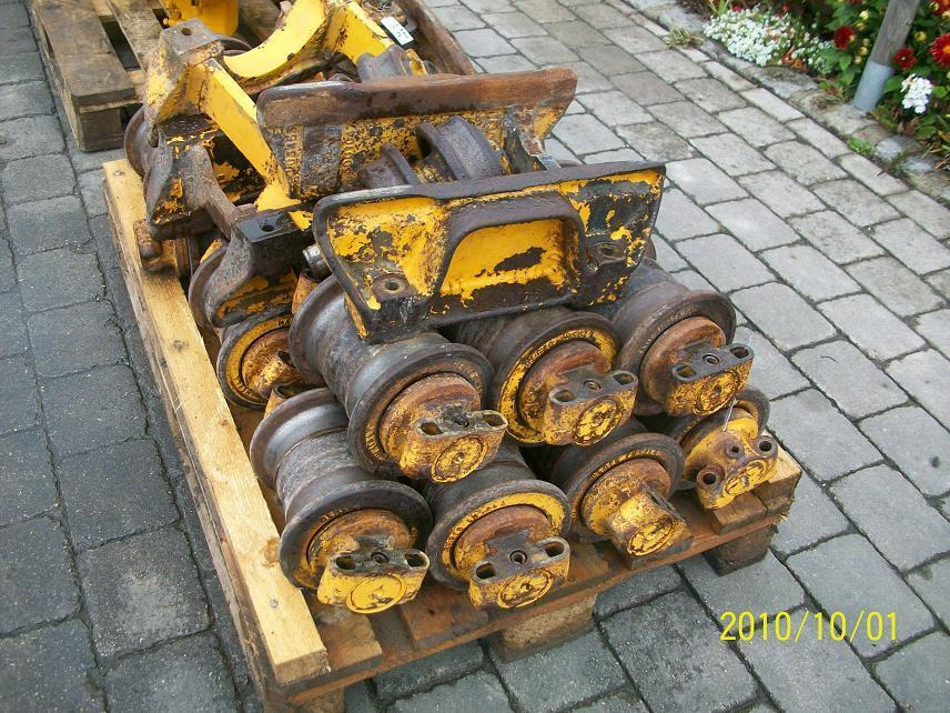 Liebherr R 902 Lit. - المسار الأسطوانة - آلات البناء: صور 2 Liebherr R 902 Lit. - المسار الأسطوانة - آلات البناء: صور 2