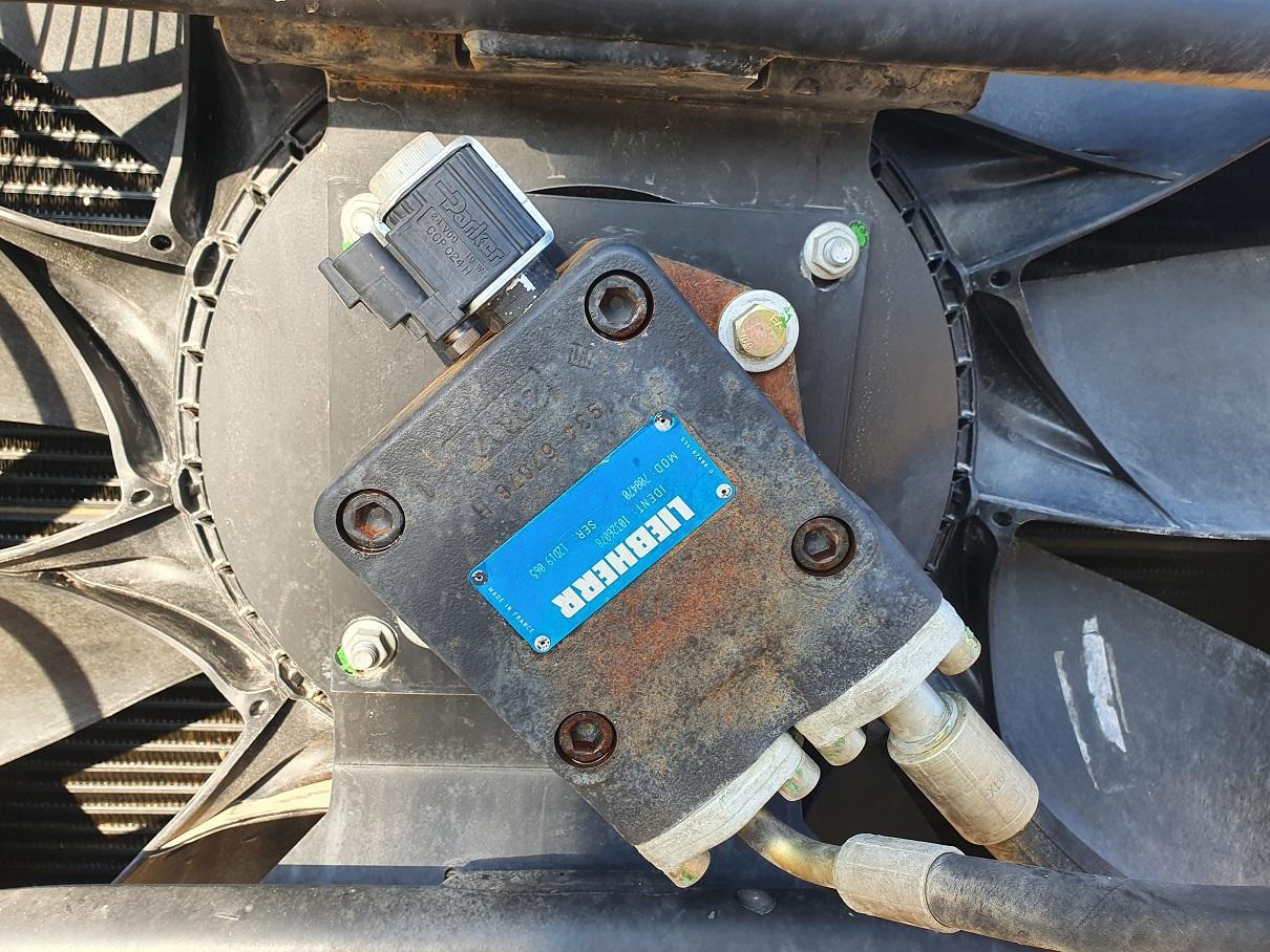 Liebherr R 926 C - نظام التبريد - آلات البناء: صور 2 Liebherr R 926 C - نظام التبريد - آلات البناء: صور 2