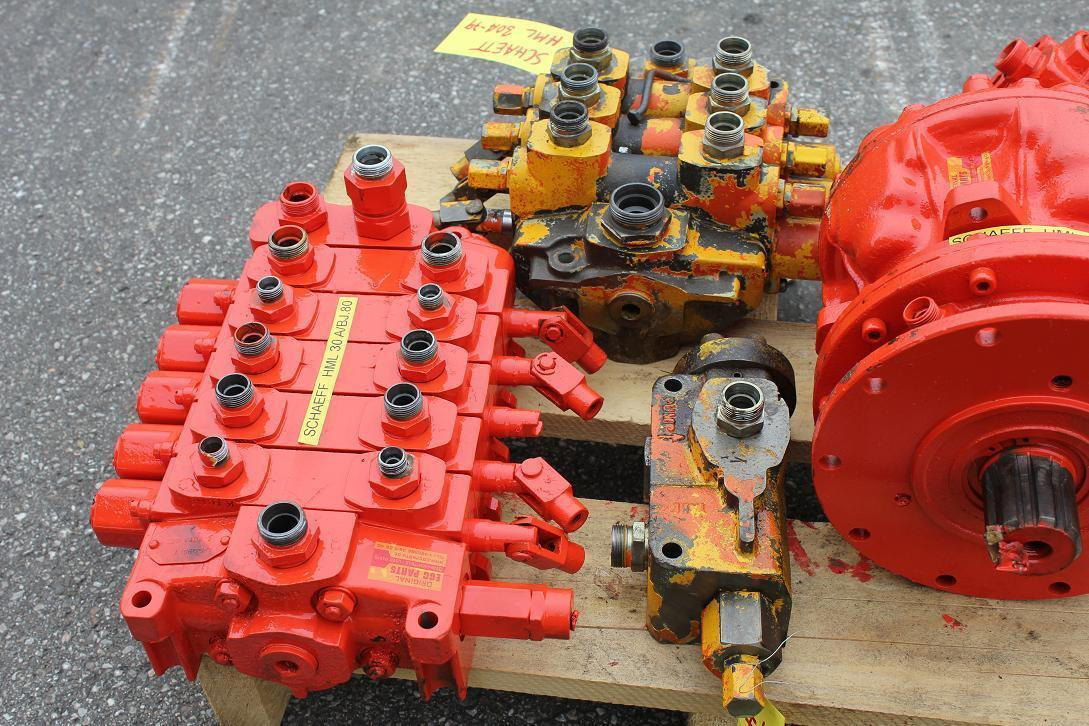 Schaeff HML 30 A - صمامات هيدروليكية - آلات البناء: صور 3 Schaeff HML 30 A - صمامات هيدروليكية - آلات البناء: صور 3