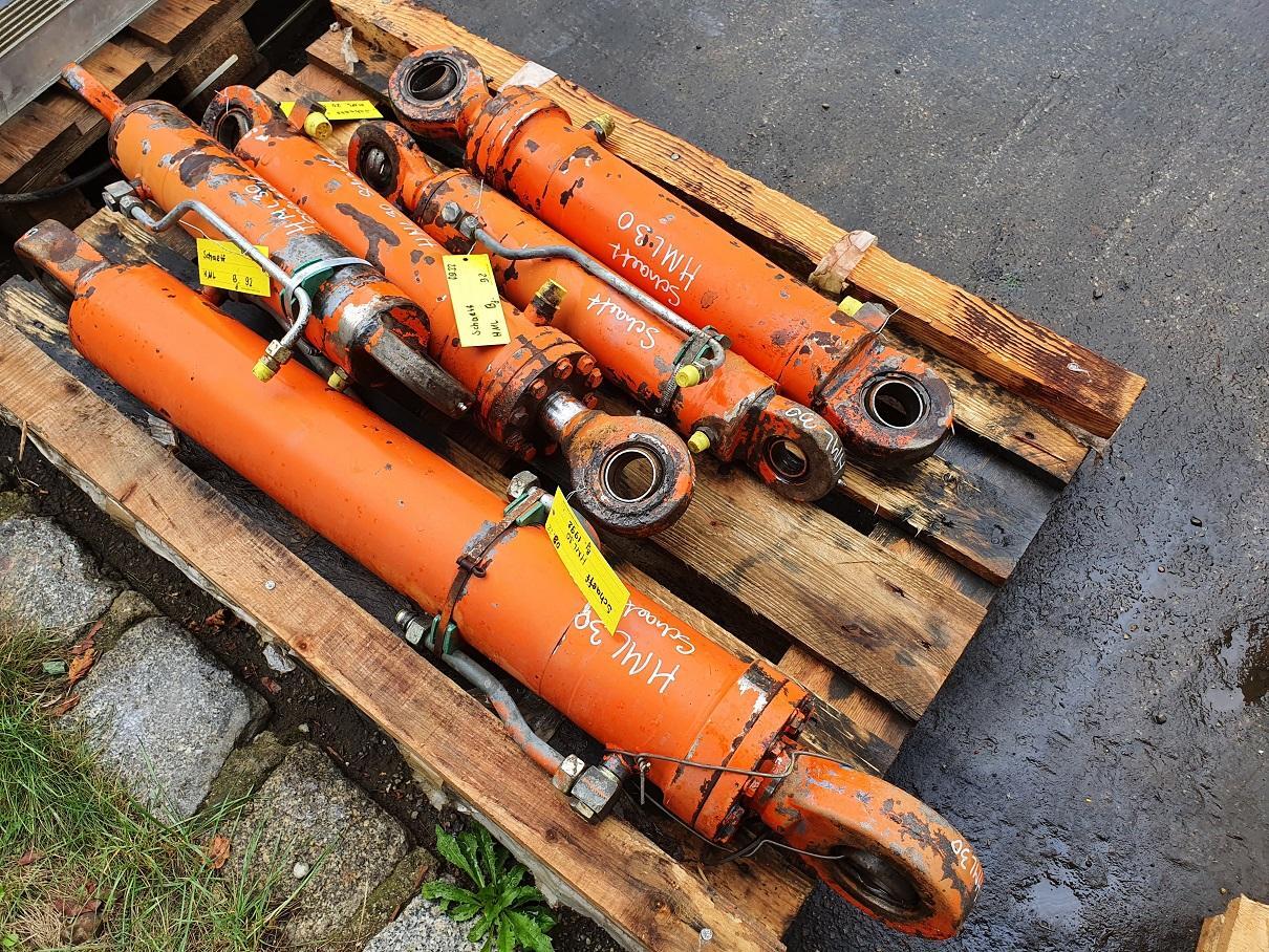 Schaeff HML 30 - الاسطوانة الهيدروليكية - آلات البناء: صور 4 Schaeff HML 30 - الاسطوانة الهيدروليكية - آلات البناء: صور 4