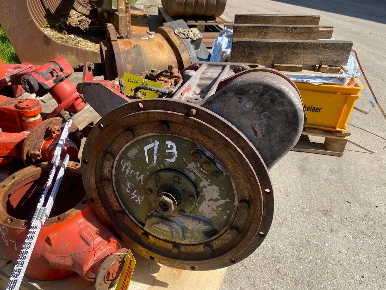Voith 843 - نقل الحركة - آلات البناء: صور 4 Voith 843 - نقل الحركة - آلات البناء: صور 4