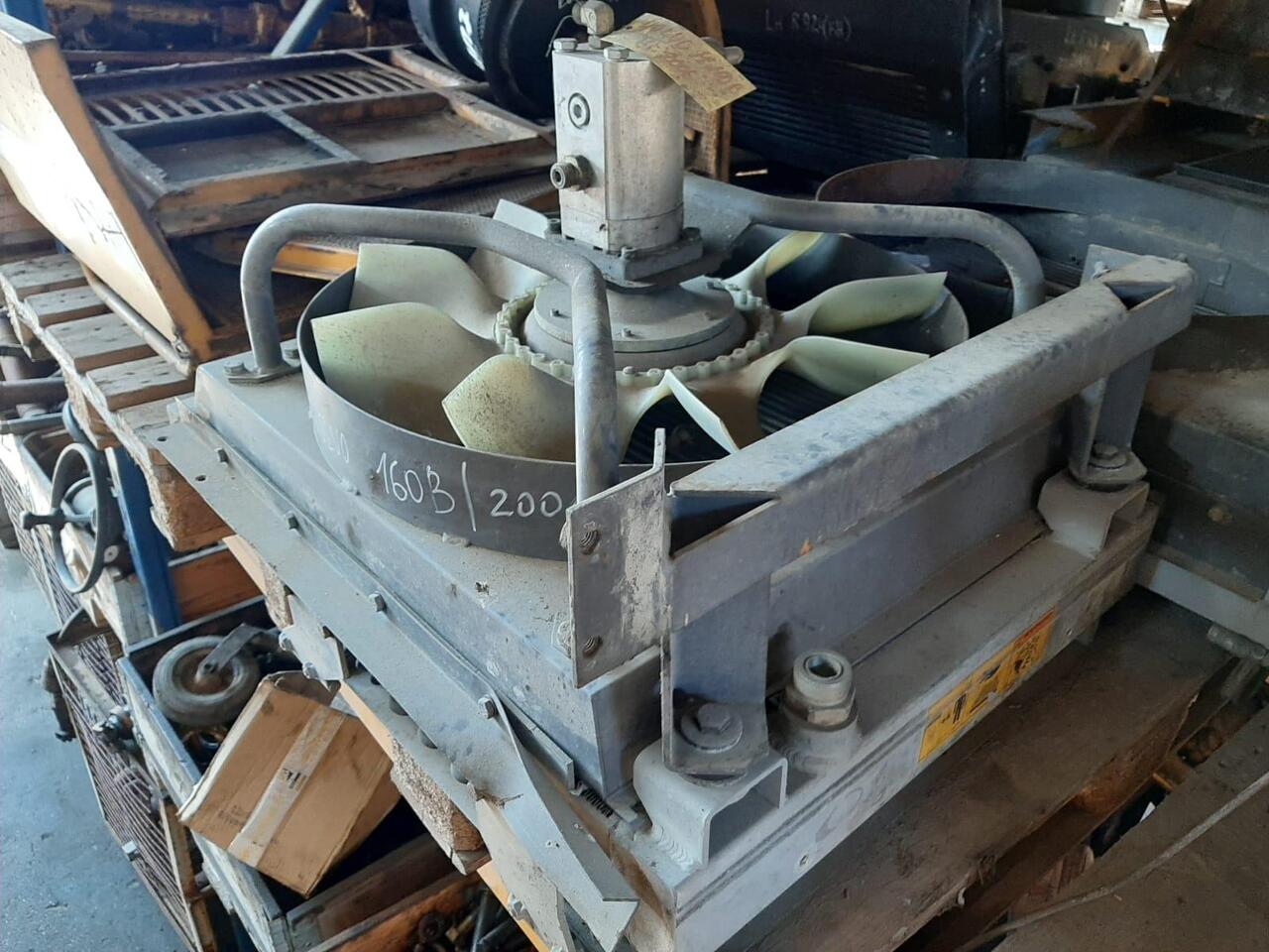 Volvo 160 B - نظام التبريد - آلات البناء: صور 3 Volvo 160 B - نظام التبريد - آلات البناء: صور 3