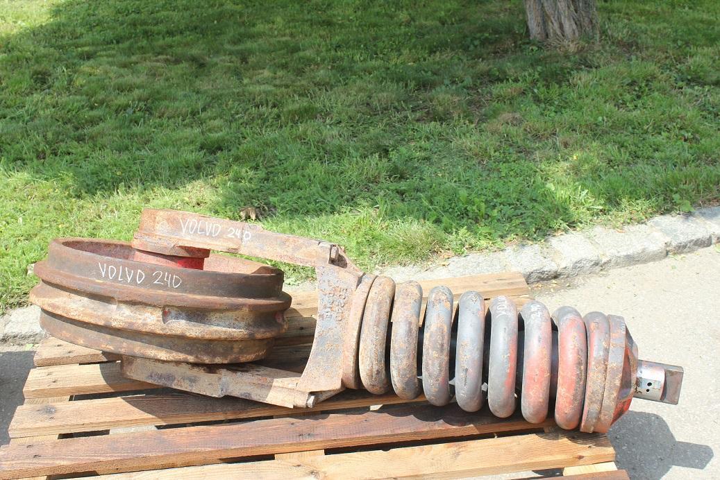 Volvo EC 240 B NLC - أجزاء الهيكل السفلي - آلات البناء: صور 5 Volvo EC 240 B NLC - أجزاء الهيكل السفلي - آلات البناء: صور 5