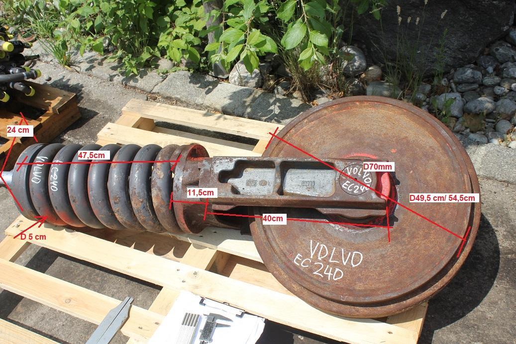 Volvo EC 240 B NLC - أجزاء الهيكل السفلي - آلات البناء: صور 1 Volvo EC 240 B NLC - أجزاء الهيكل السفلي - آلات البناء: صور 1