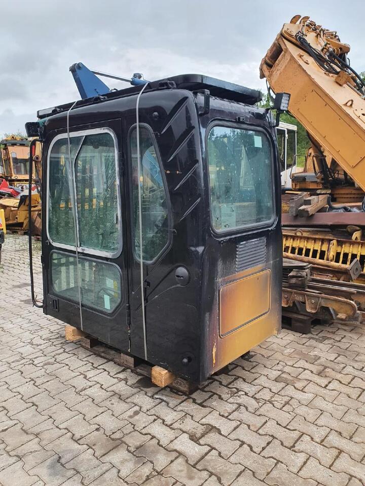 Volvo EC 240 BNLC - الكبائن - آلات البناء: صور 4 Volvo EC 240 BNLC - الكبائن - آلات البناء: صور 4