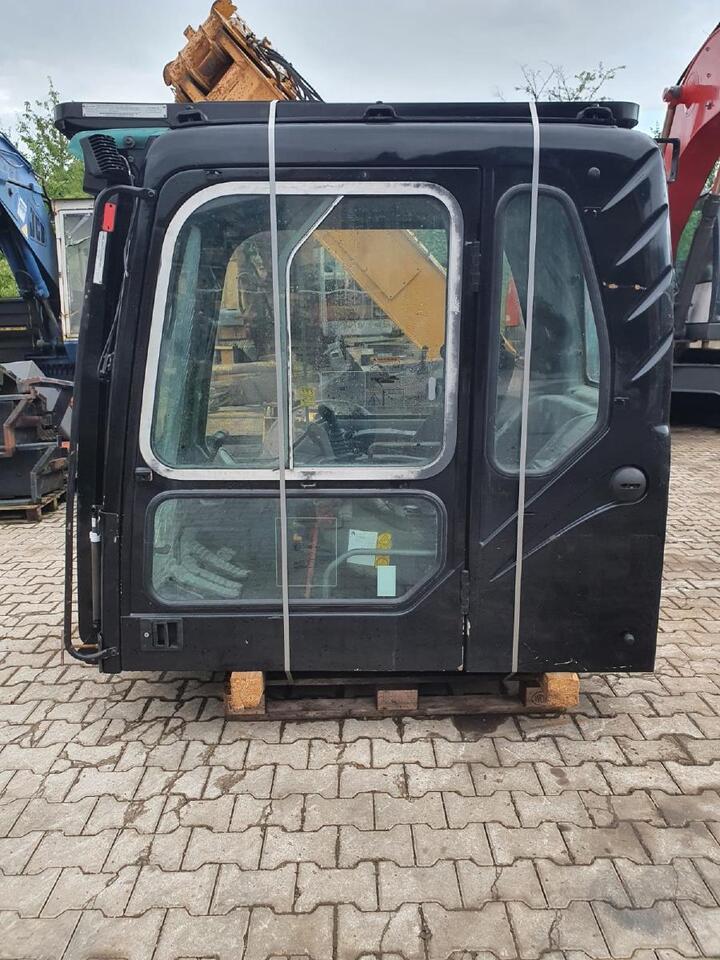 Volvo EC 240 BNLC - الكبائن - آلات البناء: صور 2 Volvo EC 240 BNLC - الكبائن - آلات البناء: صور 2