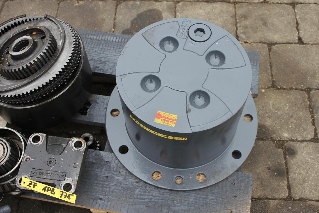 ZF APB-L 775 - المحور و قطع الغيار - آلات البناء: صور 4 ZF APB-L 775 - المحور و قطع الغيار - آلات البناء: صور 4