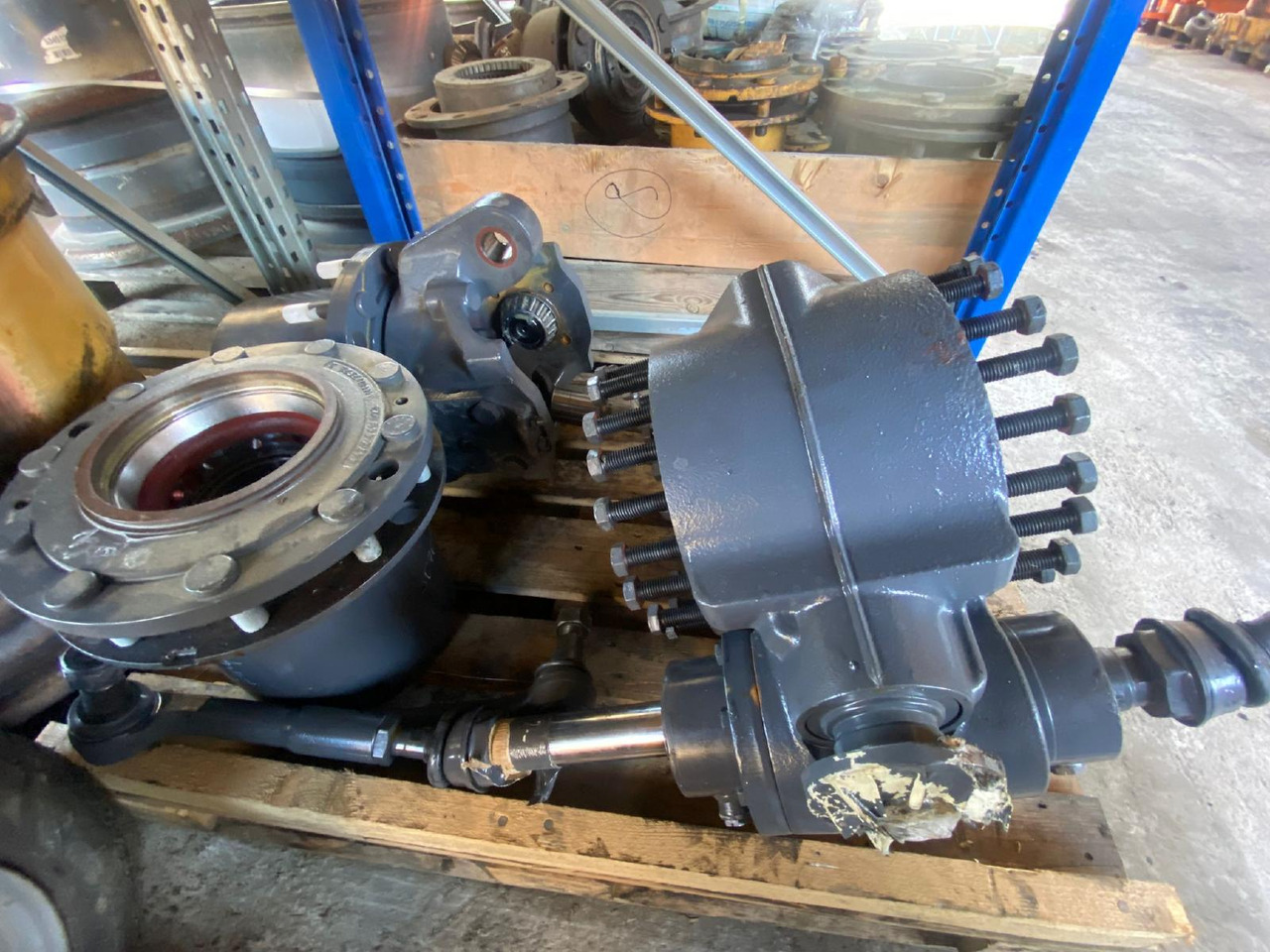 ZF MS E 3070 II - المحور و قطع الغيار - آلات البناء: صور 1 ZF MS E 3070 II - المحور و قطع الغيار - آلات البناء: صور 1