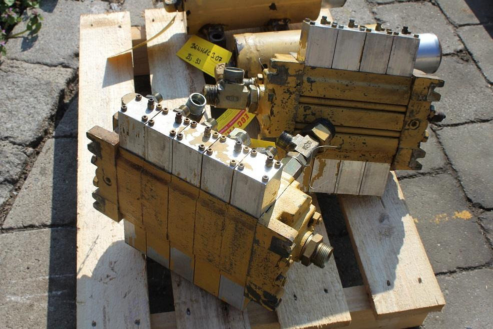 Zeppelin Benmac 3.7 , oder - صمامات هيدروليكية - آلات البناء: صور 4 Zeppelin Benmac 3.7 , oder - صمامات هيدروليكية - آلات البناء: صور 4