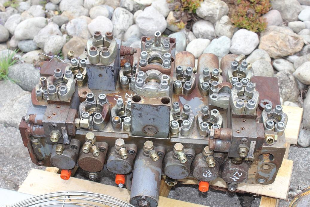 Zeppelin ZM 19 - صمامات هيدروليكية - آلات البناء: صور 1 Zeppelin ZM 19 - صمامات هيدروليكية - آلات البناء: صور 1