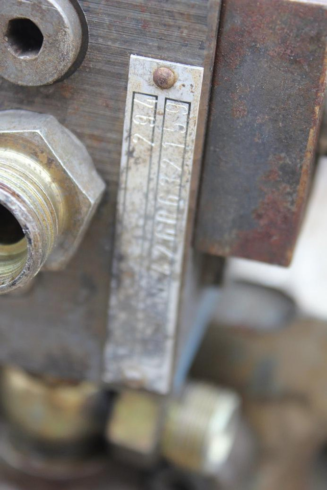 Zeppelin ZM 19 - صمامات هيدروليكية - آلات البناء: صور 5 Zeppelin ZM 19 - صمامات هيدروليكية - آلات البناء: صور 5