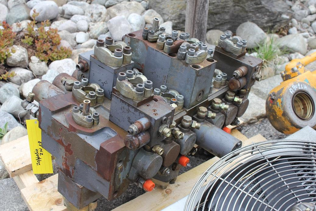 Zeppelin ZM 19 - صمامات هيدروليكية - آلات البناء: صور 3 Zeppelin ZM 19 - صمامات هيدروليكية - آلات البناء: صور 3