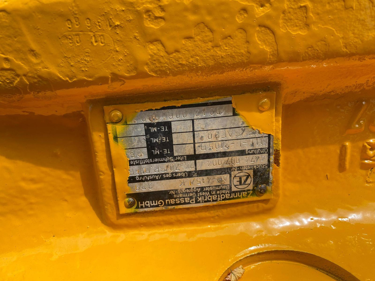 Zettelmeyer ZL 3001 ZF AP 411, AP415 - المحور و قطع الغيار - آلات البناء: صور 3 Zettelmeyer ZL 3001 ZF AP 411, AP415 - المحور و قطع الغيار - آلات البناء: صور 3