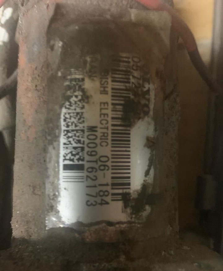 Mitsubishi M009T66371 Volvo FH13 truck - بدء - شاحنة: صور 5 Mitsubishi M009T66371 Volvo FH13 truck - بدء - شاحنة: صور 5