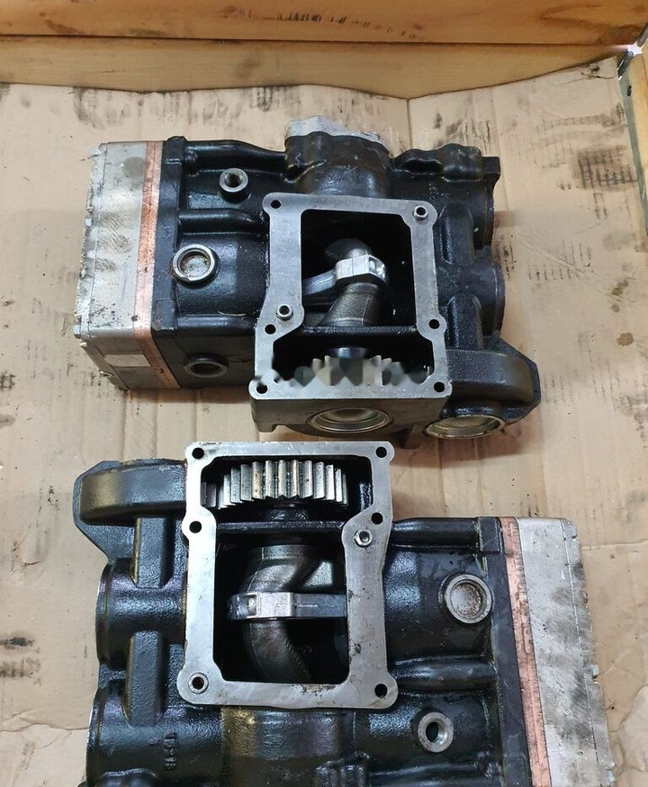 ضاغط - شاحنة Voith 51.54100-7298   MAN Trucks truck: صور 8