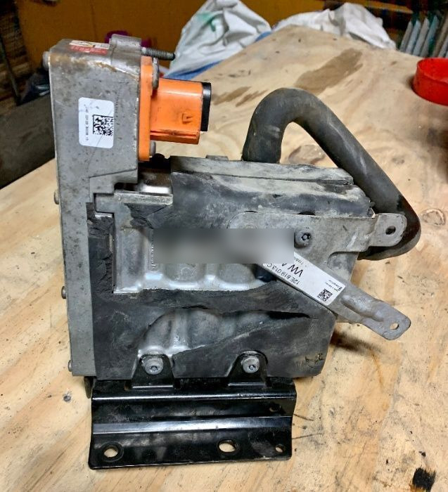 Wymiennik Ciepła Oryginał 12E.963.231B for Volkswagen GOLF VII, E-Golf automobile - مبرد الزيت - سيارة: صور 2 Wymiennik Ciepła Oryginał 12E.963.231B for Volkswagen GOLF VII, E-Golf automobile - مبرد الزيت - سيارة: صور 2