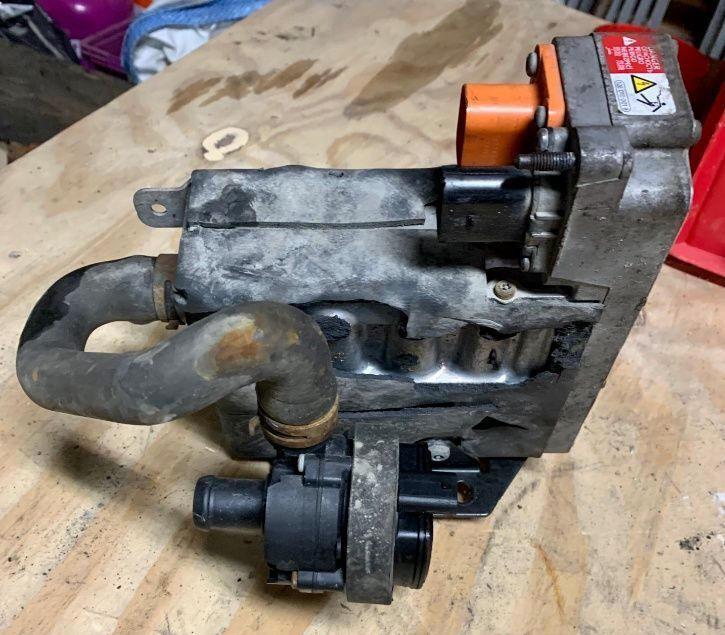 Wymiennik Ciepła Oryginał 12E.963.231B for Volkswagen GOLF VII, E-Golf automobile - مبرد الزيت - سيارة: صور 1 Wymiennik Ciepła Oryginał 12E.963.231B for Volkswagen GOLF VII, E-Golf automobile - مبرد الزيت - سيارة: صور 1