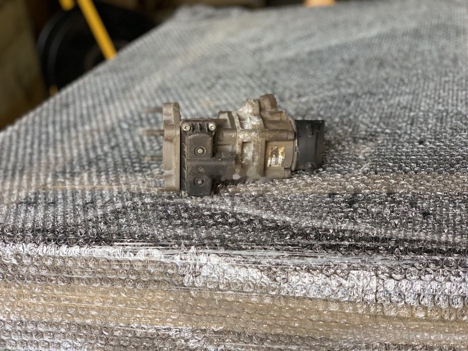 Zawór hamulcowy Oryginał Hurt K001428 Renault Magnum 440 DXI - صمام - شاحنة: صور 1 Zawór hamulcowy Oryginał Hurt K001428 Renault Magnum 440 DXI - صمام - شاحنة: صور 1