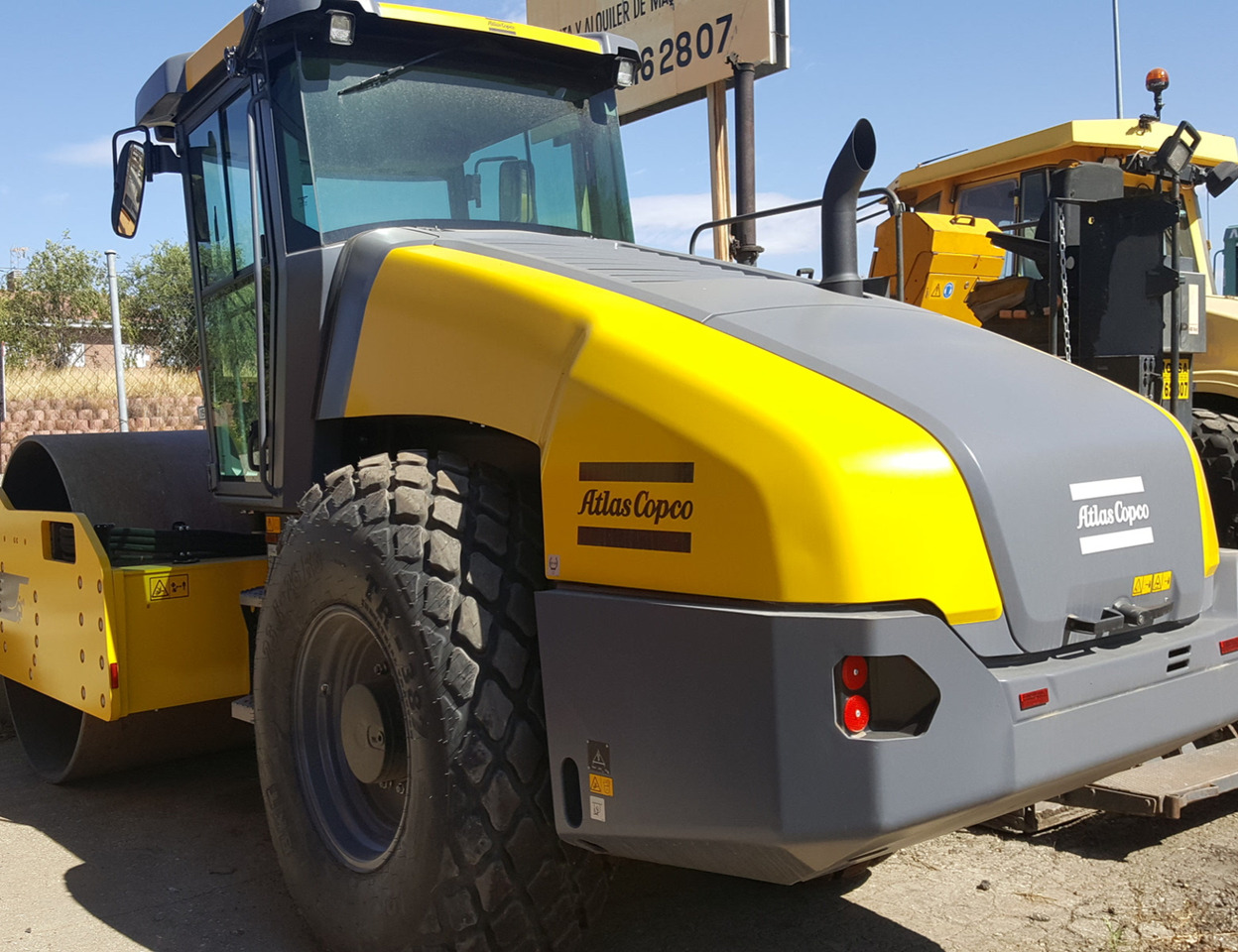 Autopropulsado Dynapac CA 2500D - مدماج: صور 1 Autopropulsado Dynapac CA 2500D - مدماج: صور 1