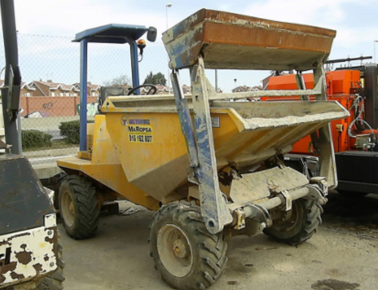 Dumper Autocargable Uromac VH 2500 - شاحنة قلابة صغيرة: صور 1 Dumper Autocargable Uromac VH 2500 - شاحنة قلابة صغيرة: صور 1