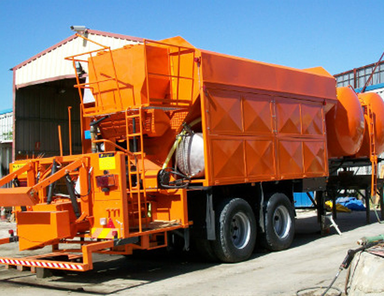Máquina de slurry BREINING SHY 14000 - فراغ شاحنة: صور 1 Máquina de slurry BREINING SHY 14000 - فراغ شاحنة: صور 1