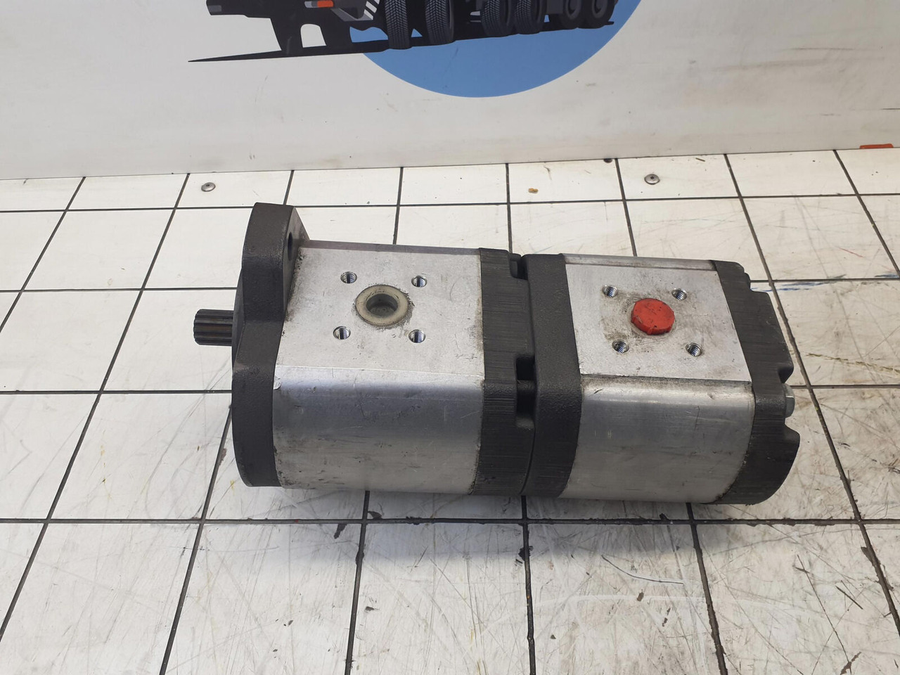 Bosch AC 205 dual gear pump - مضخة هيدروليكية - موبايل كرين: صور 3 Bosch AC 205 dual gear pump - مضخة هيدروليكية - موبايل كرين: صور 3