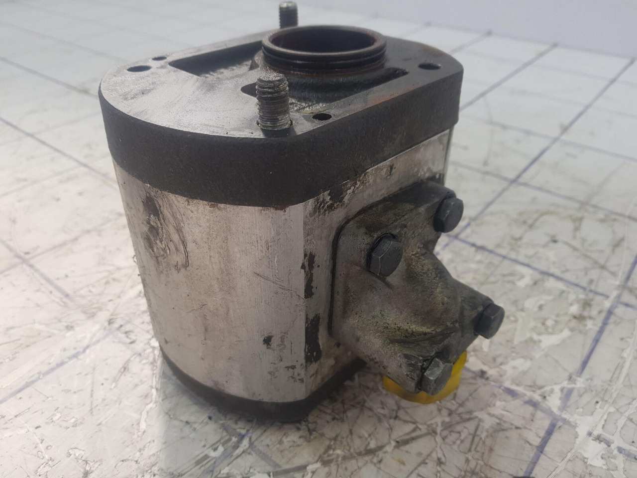 Bosch Bosch gear pump - مضخة هيدروليكية - موبايل كرين: صور 2 Bosch Bosch gear pump - مضخة هيدروليكية - موبايل كرين: صور 2