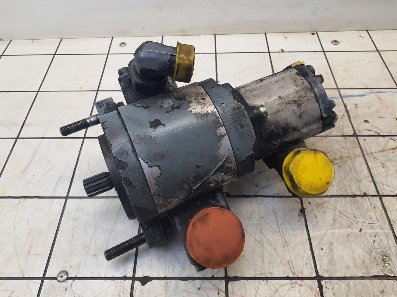 Bosch LTM 1060 dual gear pump - مضخة هيدروليكية - موبايل كرين: صور 1 Bosch LTM 1060 dual gear pump - مضخة هيدروليكية - موبايل كرين: صور 1
