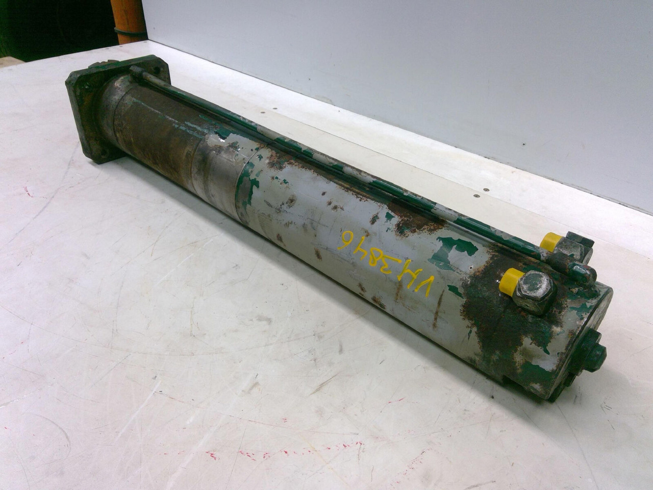 FAUN ATF 30-2 outrigger cylinder - الاسطوانة الهيدروليكية - موبايل كرين: صور 4 FAUN ATF 30-2 outrigger cylinder - الاسطوانة الهيدروليكية - موبايل كرين: صور 4