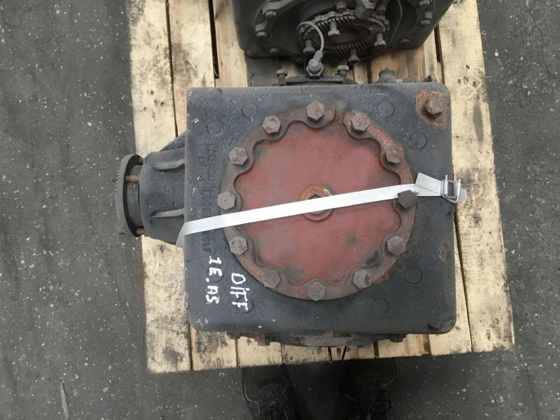 Grove GMK 2035 Diff box axle nr 1 - التفاضلية والعتاد - الرافعة: صور 5 Grove GMK 2035 Diff box axle nr 1 - التفاضلية والعتاد - الرافعة: صور 5