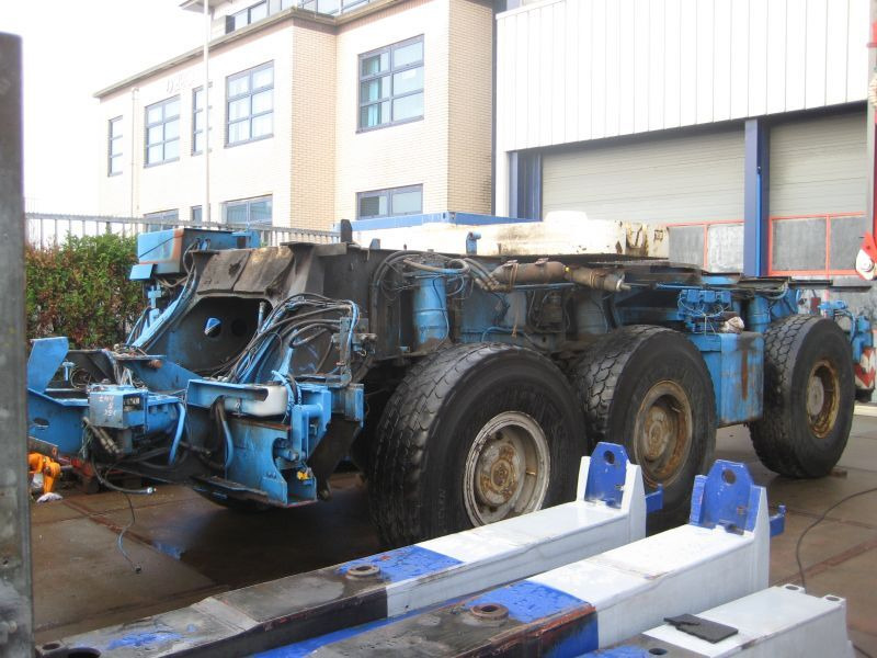 Grove GMK 3050 for parts - موبايل كرين: صور 1 Grove GMK 3050 for parts - موبايل كرين: صور 1