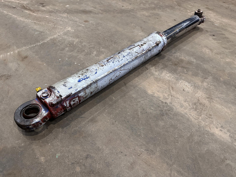 Grove GMK 3050 jib derricking cylinder - الاسطوانة الهيدروليكية - الرافعة: صور 4 Grove GMK 3050 jib derricking cylinder - الاسطوانة الهيدروليكية - الرافعة: صور 4