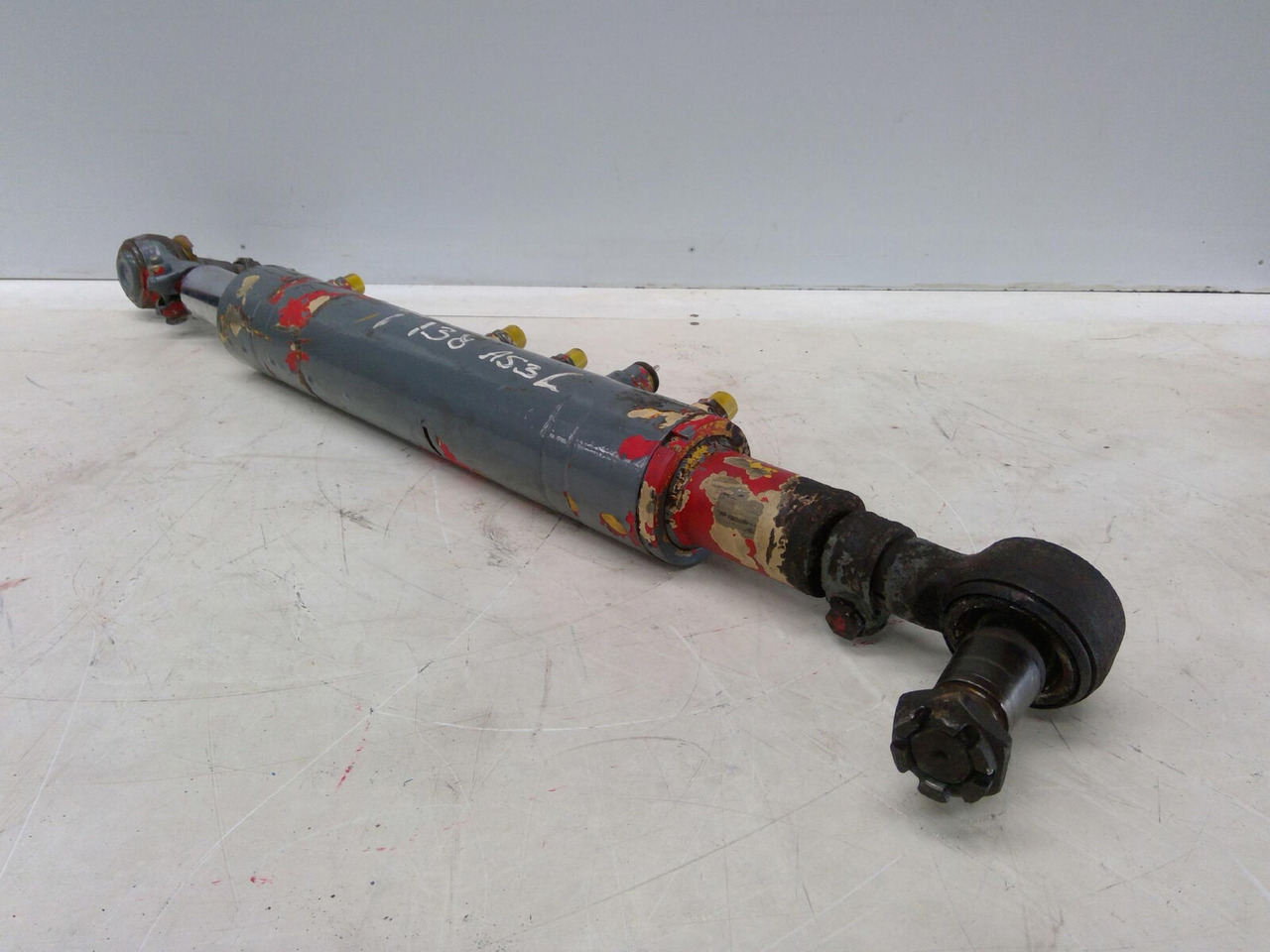 Grove GMK 3050 steering cylinder - الاسطوانة الهيدروليكية - موبايل كرين: صور 3 Grove GMK 3050 steering cylinder - الاسطوانة الهيدروليكية - موبايل كرين: صور 3