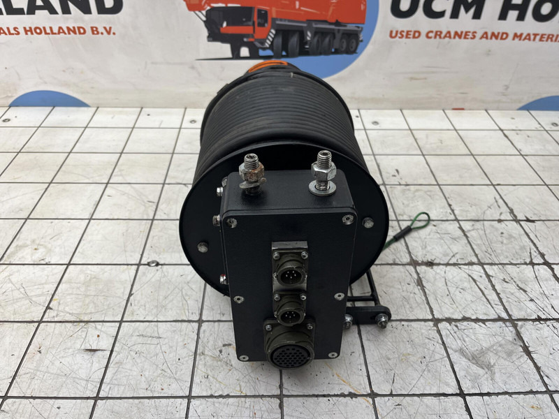Grove GMK 5100 cable drum - ونش كرين: صور 3 Grove GMK 5100 cable drum - ونش كرين: صور 3