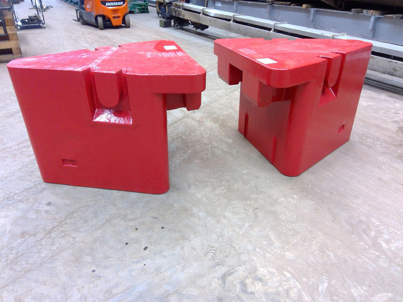 Grove GMK 5130-1/2 counterweight 5,8 ton - ثقل موازن - آلات البناء: صور 1 Grove GMK 5130-1/2 counterweight 5,8 ton - ثقل موازن - آلات البناء: صور 1