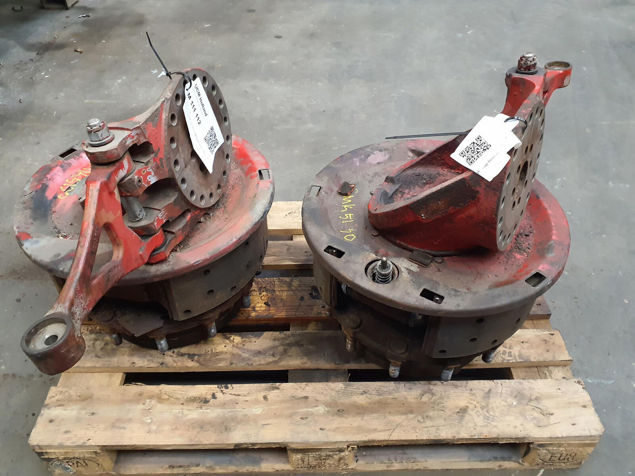 Grove GMK 5130-1 Megatrak axle house - المحور و قطع الغيار - موبايل كرين: صور 5 Grove GMK 5130-1 Megatrak axle house - المحور و قطع الغيار - موبايل كرين: صور 5