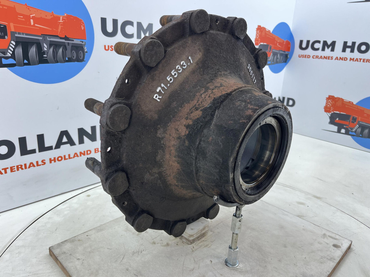 Grove GMK Megatrak wheel hub - محاور - الرافعة: صور 4 Grove GMK Megatrak wheel hub - محاور - الرافعة: صور 4