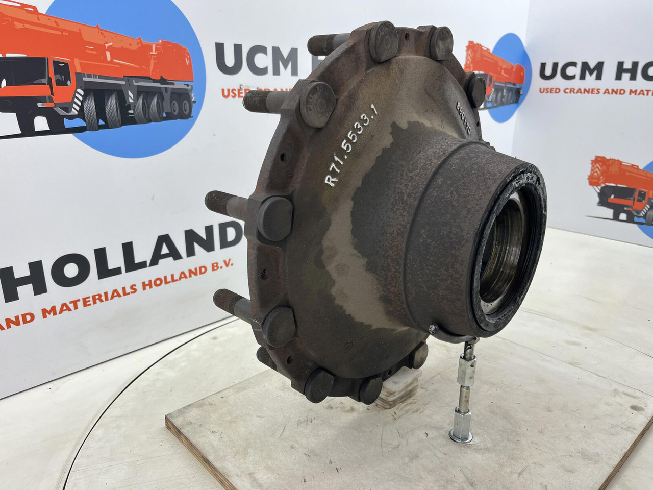 Grove GMK Megatrak wheel hub - محاور - الرافعة: صور 3 Grove GMK Megatrak wheel hub - محاور - الرافعة: صور 3